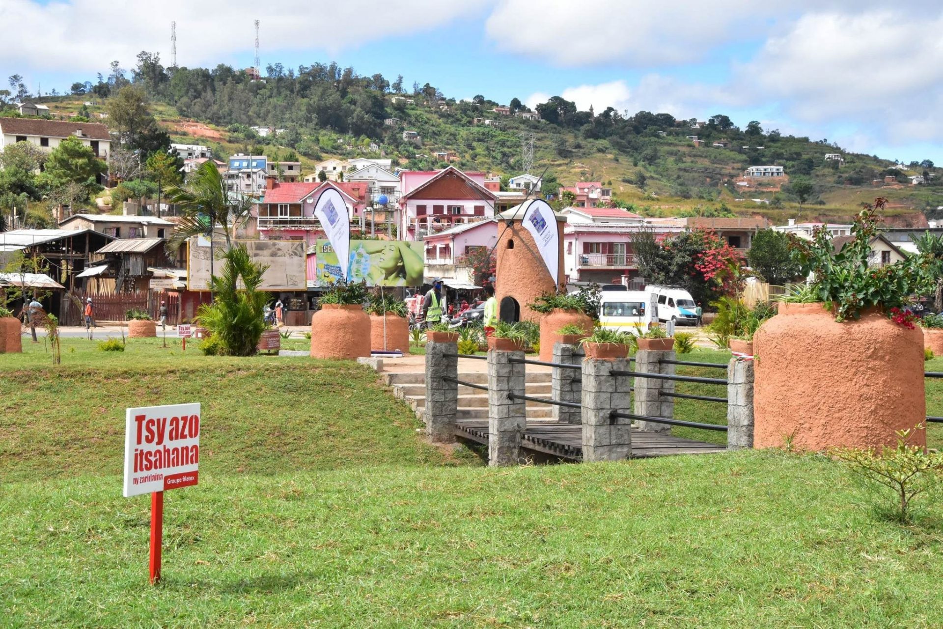 the gate to Antananarivo