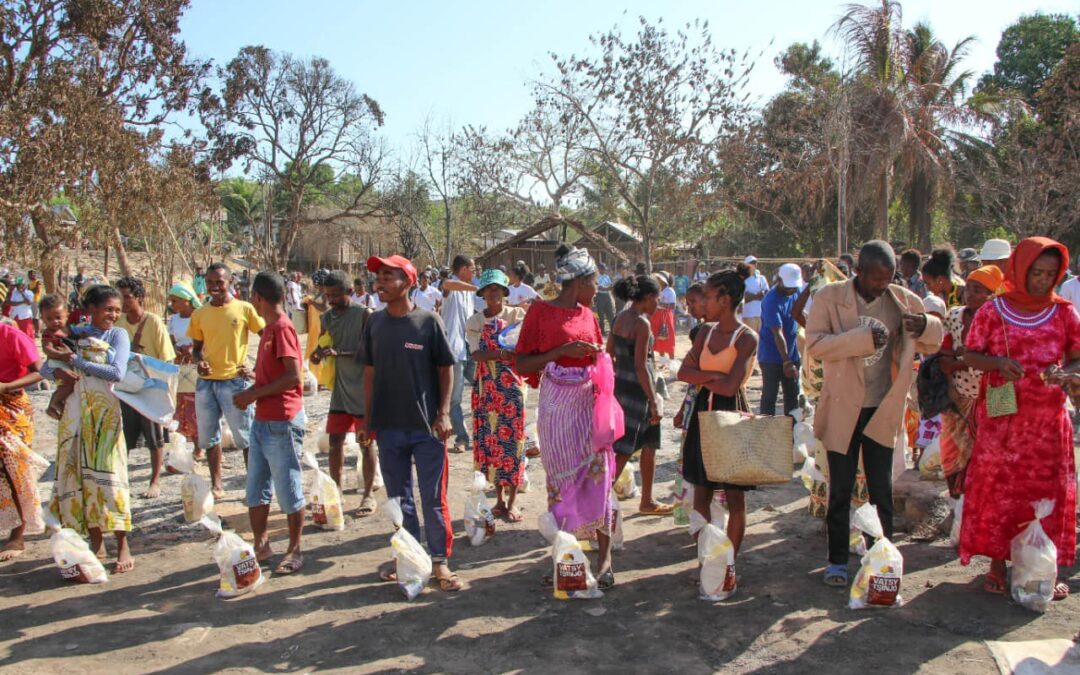 FAMILIES AFFECTED BY THE DROUGHT FIRE IN MAROMANDIA, MADAGASCAR