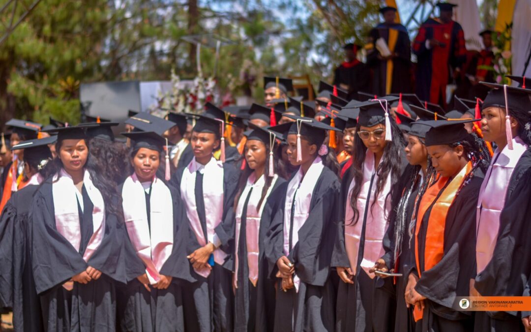 MADAGASCAR ADVENTIST UNIVERSITY ZURCHER GRADUATION