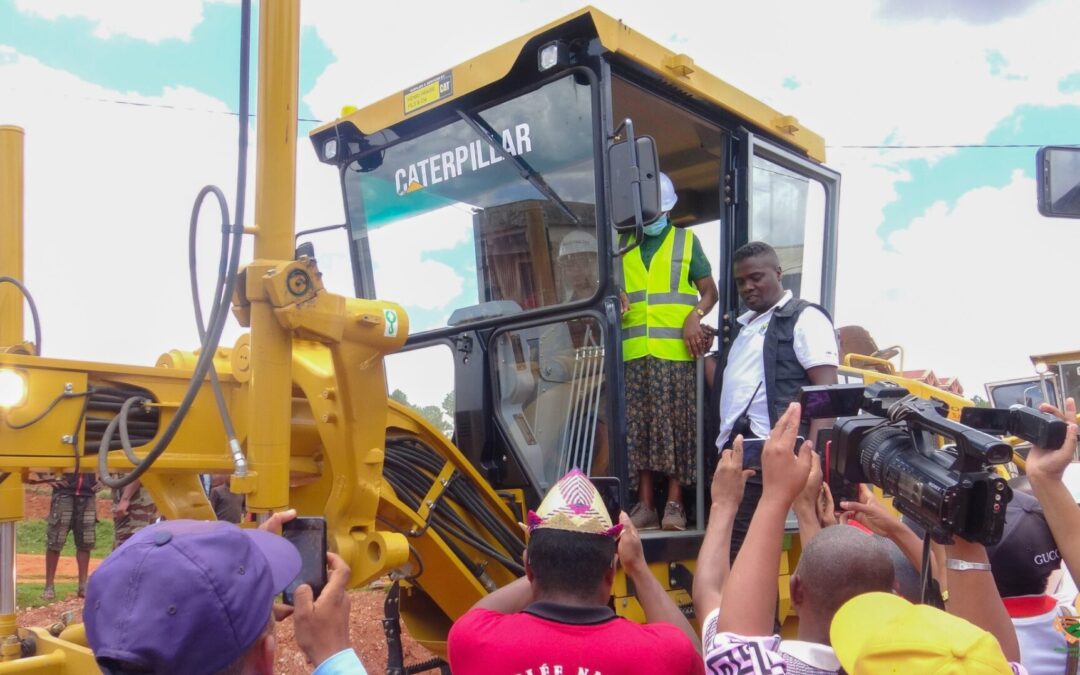 THE RECONSTRUCTION OF THE ROAD THAT CONNECTS IVATO CENTRE